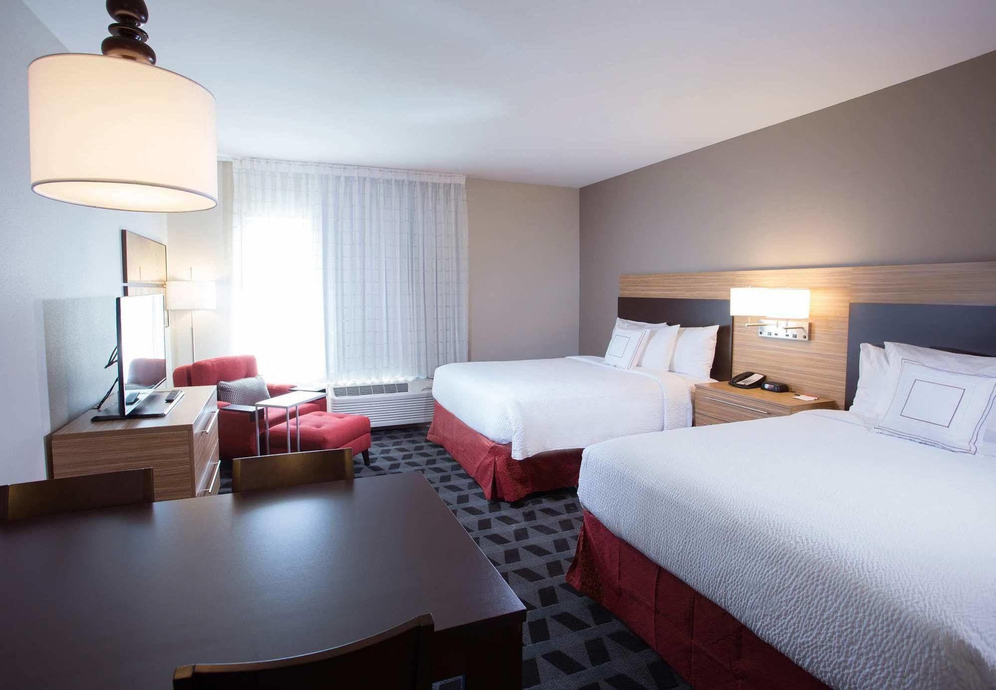 ทาวน์เพลส สวีท เซาเทิร์น ไพน์ส อเบอร์ดีน Hotel Aberdeen ภายนอก รูปภาพ
